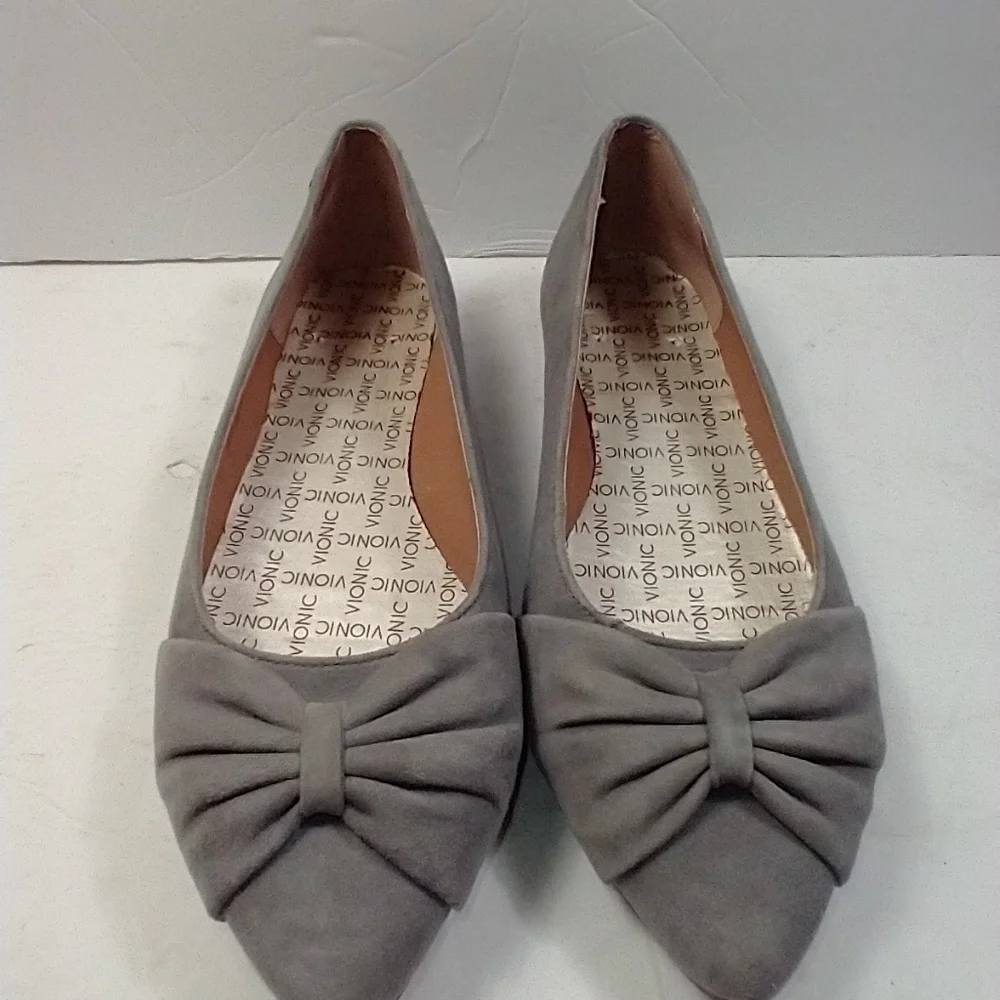 Vionic Gramercy Ballet Flats Pointed Gray Suede Comfort Shoes Women's sz 6.5.